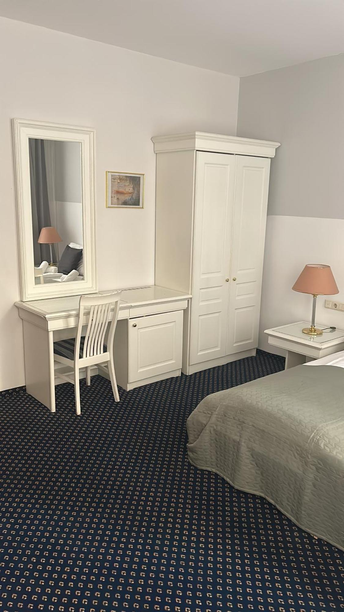 Self-Check-In Hotel Adlon Vienne Extérieur photo